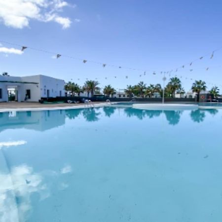 Studio In Playa Blanca Apartment ภายนอก รูปภาพ